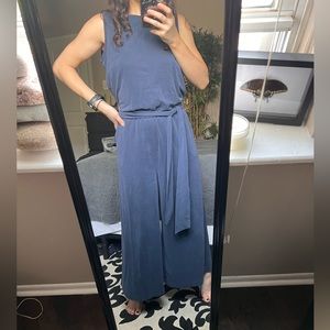 Super soft new Banana Republic wide leg jumpsuit with tie